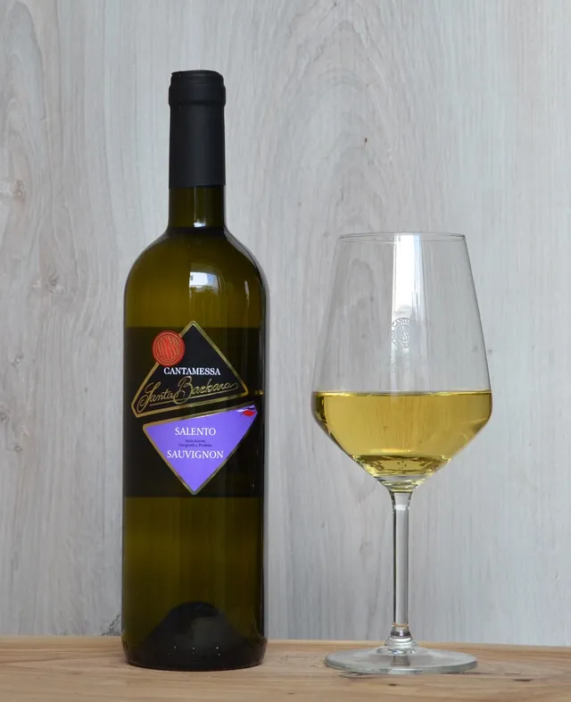 Cantine Santa Barbara Cantamessa vino bianco Salento 12%